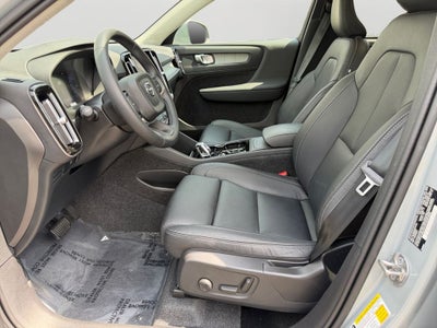 2025 Volvo XC40 B5 Plus Bright Theme Volvo Certified