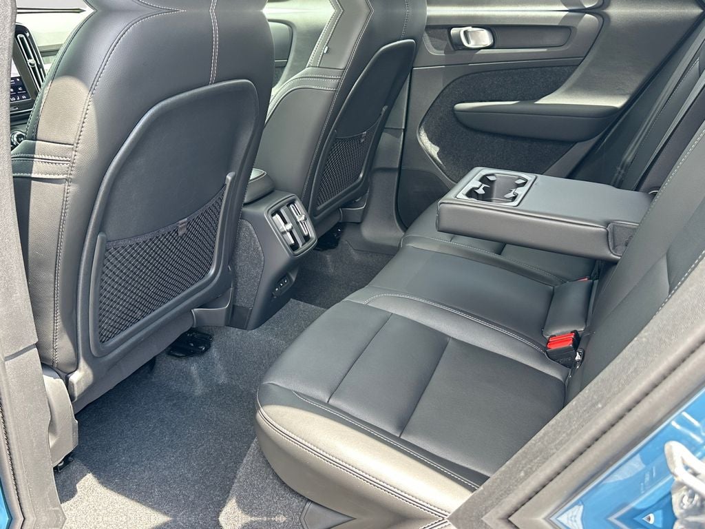 2025 Volvo XC40 B5 Plus Bright Theme Volvo Certified