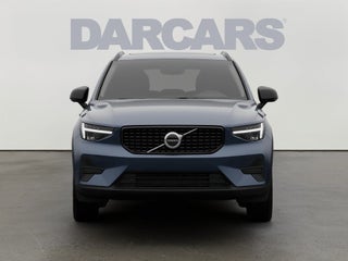 2026 Volvo XC40 B5 Core