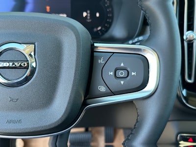 2026 Volvo XC40 B5 Core