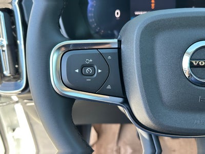 2026 Volvo XC40 B5 Core