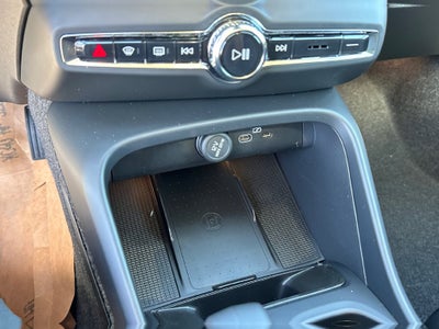 2026 Volvo XC40 B5 Core