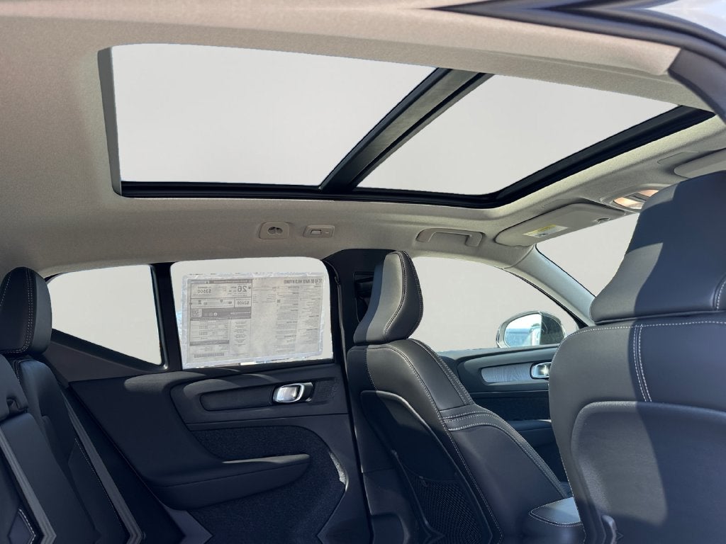 2026 Volvo XC40 B5 Core