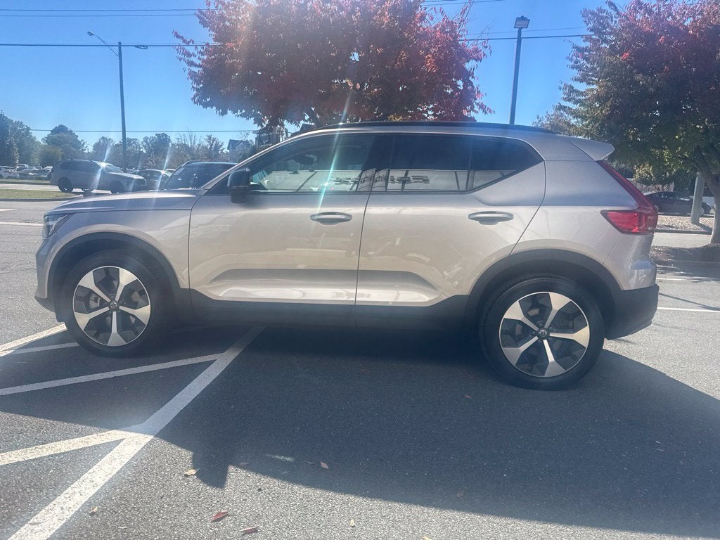 2024 Volvo XC40