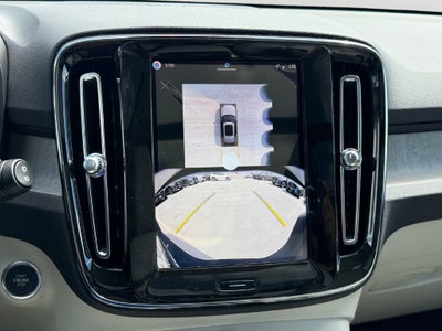 2026 Volvo XC40 B5 Ultra