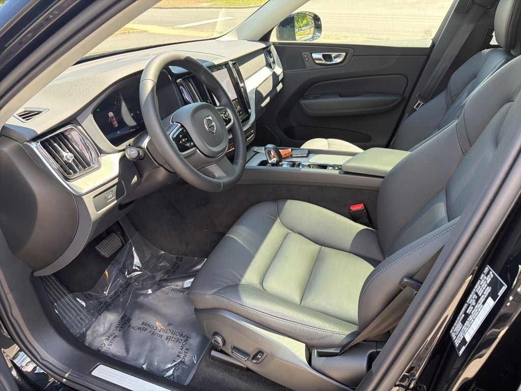 2025 Volvo XC60 B5 Plus Volvo Certified