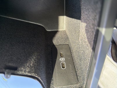 2025 Volvo XC60 B5 Plus Volvo Certified