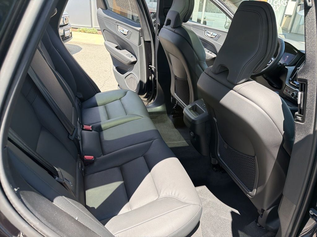 2025 Volvo XC60 B5 Plus Volvo Certified