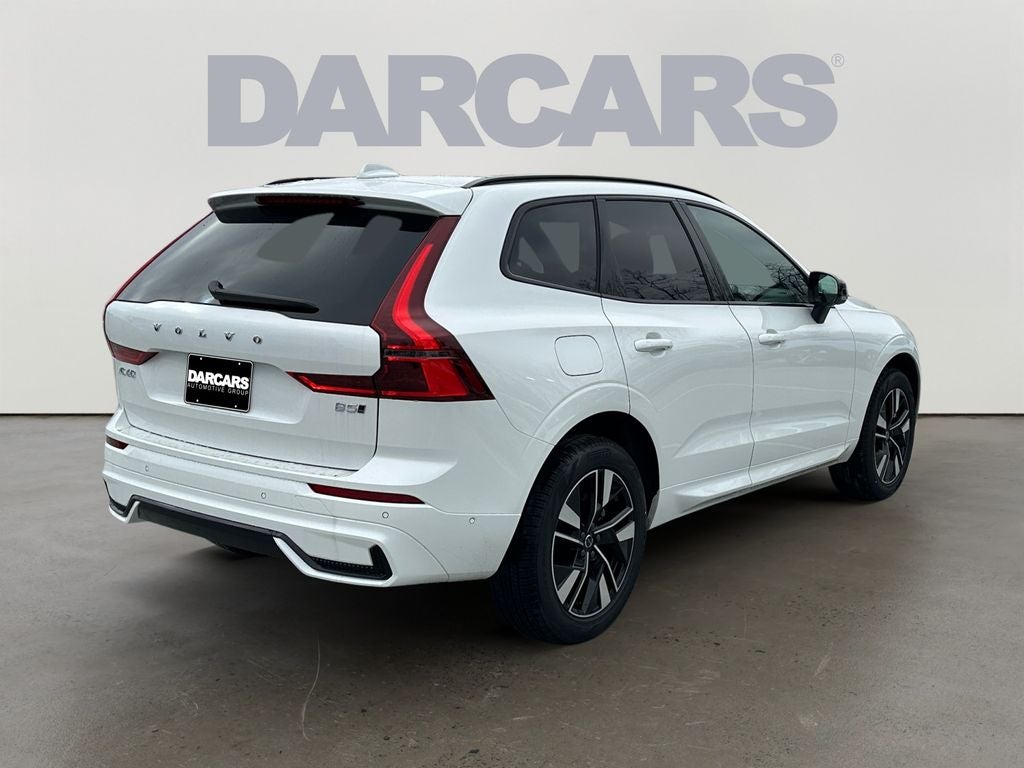 2026 Volvo XC60 B5 Plus