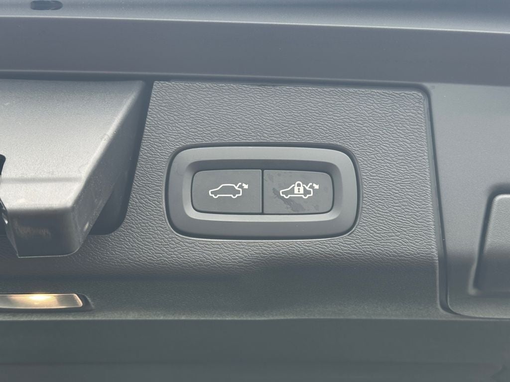 2025 Volvo XC60 B5 Plus Volvo Certified