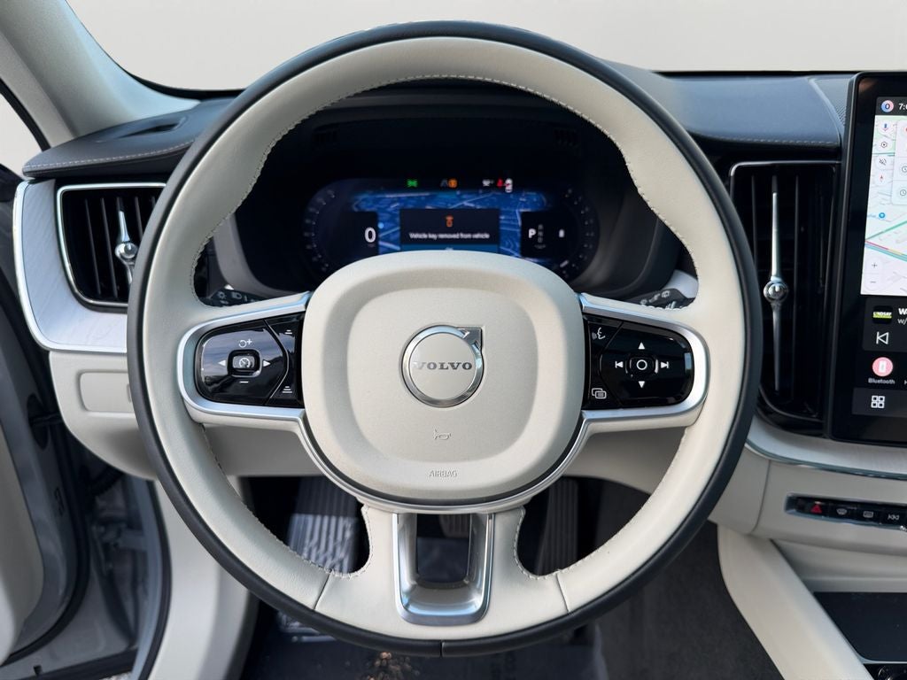 2026 Volvo XC60 B5 Ultra