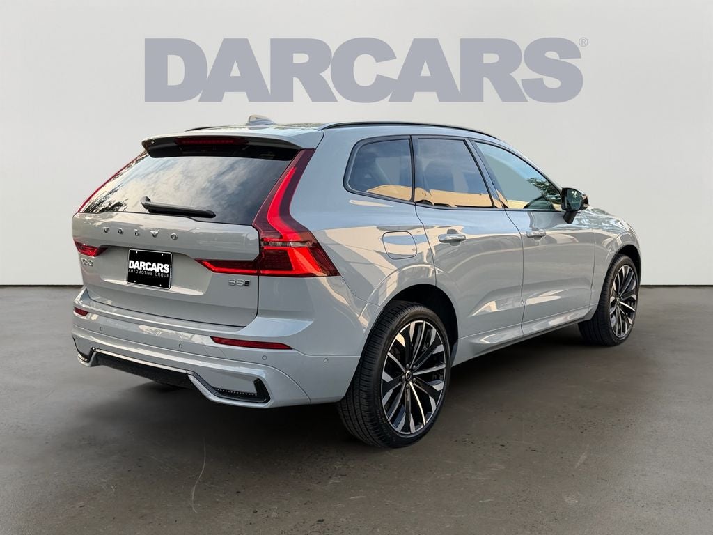 2026 Volvo XC60 B5 Ultra
