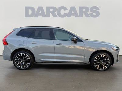 2026 Volvo XC60 B5 Ultra