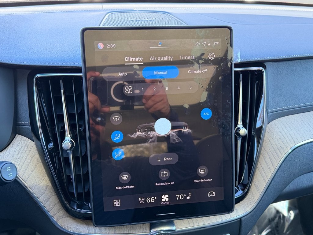 2026 Volvo XC60 B5 Ultra Volvo Certified