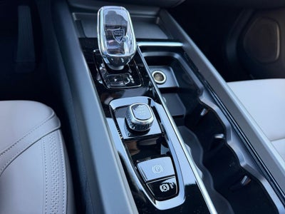 2027 Volvo XC60 B5 Plus