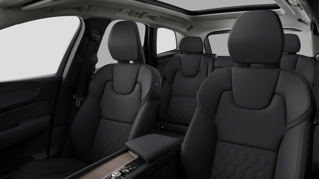 2027 Volvo XC60 B5 Core