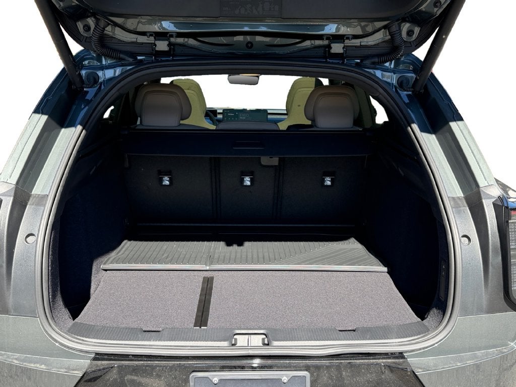 2027 Volvo EX60 Ultra Twin