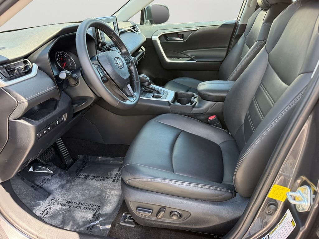 2020 Toyota RAV4 XLE Premium