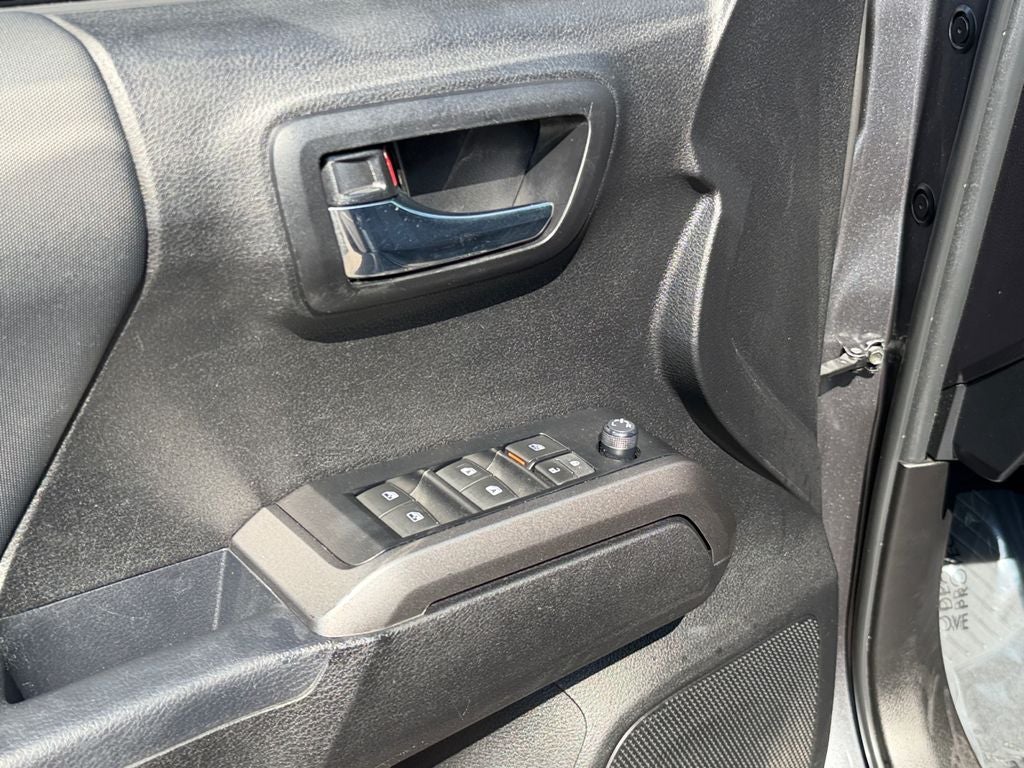 2023 Toyota Tacoma TRD Sport V6