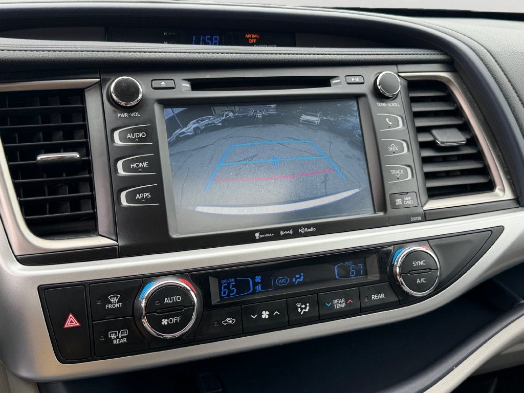 2016 Toyota Highlander XLE V6