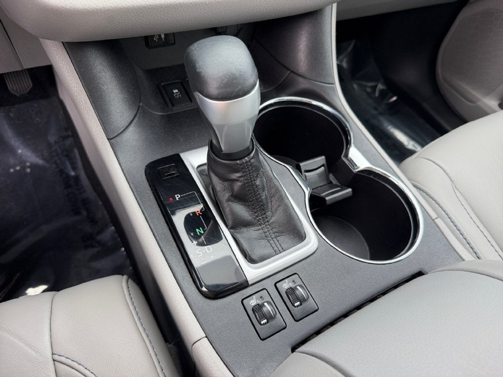 2016 Toyota Highlander XLE V6