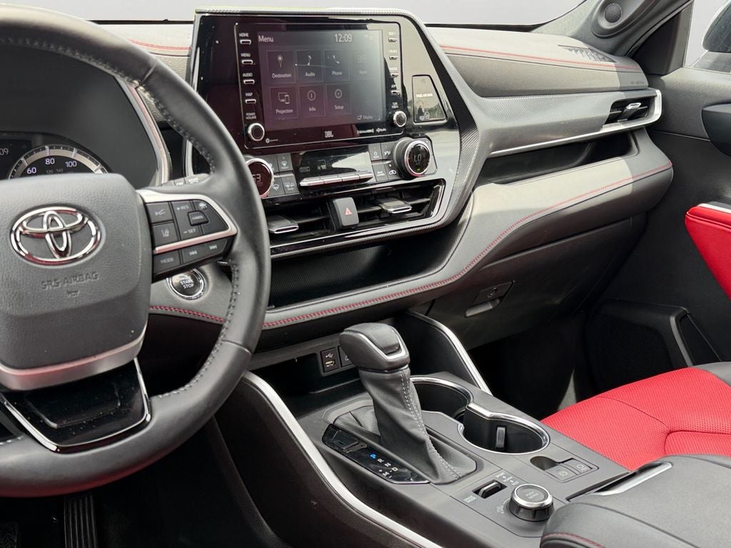 2022 Toyota Highlander XSE