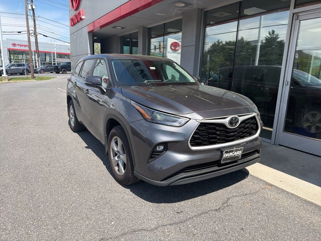 2025 Toyota Highlander LE