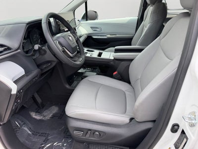 2025 Toyota Sienna XLE 7 Passenger