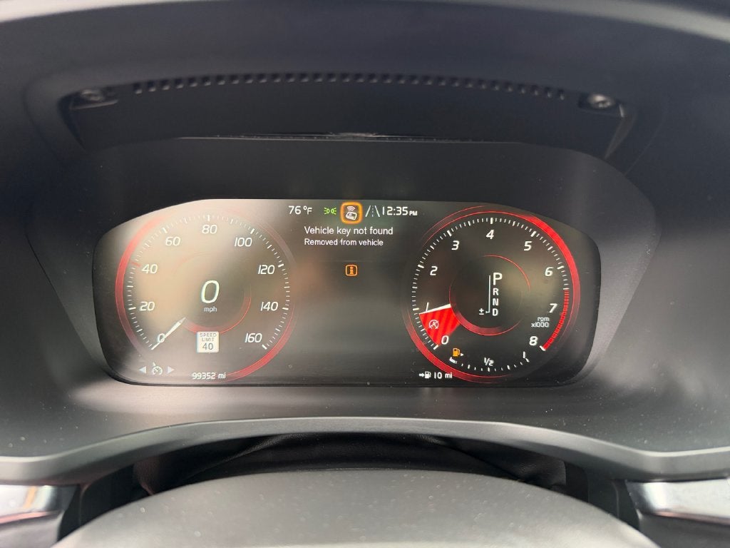 2020 Volvo S60 T6 Momentum