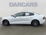 2020 Volvo S60 T6 Momentum