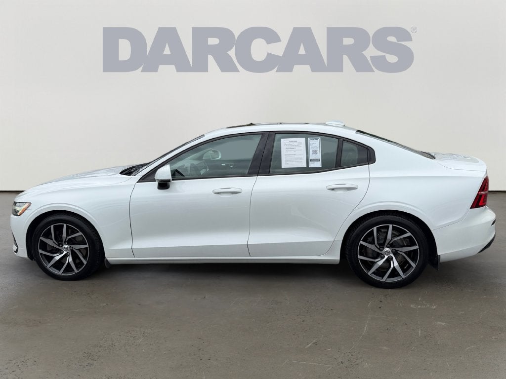 2020 Volvo S60 T6 Momentum