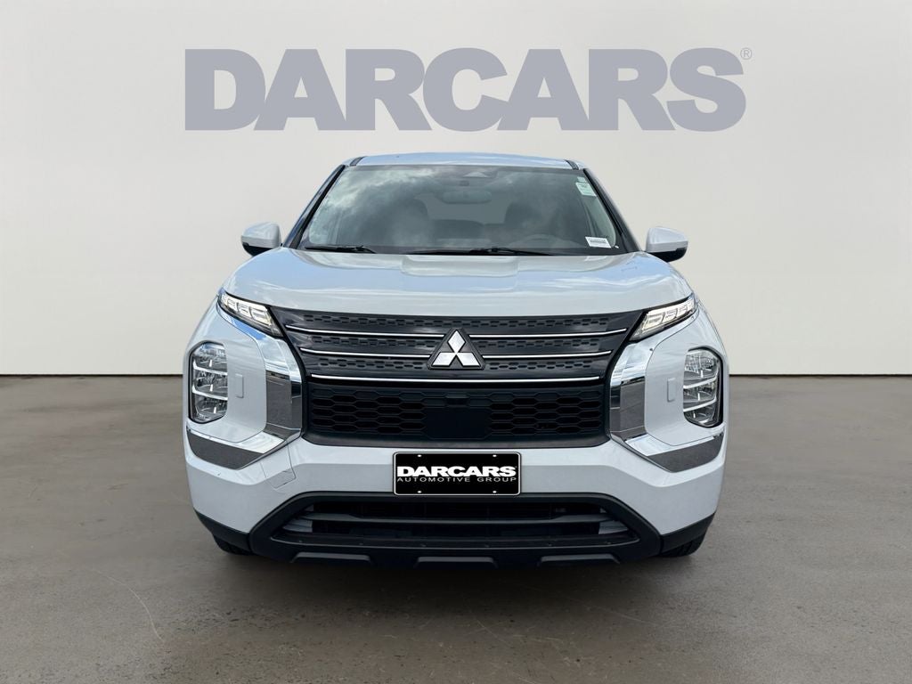 2022 Mitsubishi Outlander ES