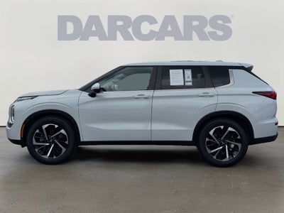 2022 Mitsubishi Outlander ES