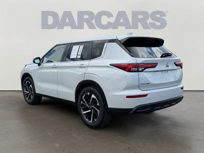2022 Mitsubishi Outlander ES