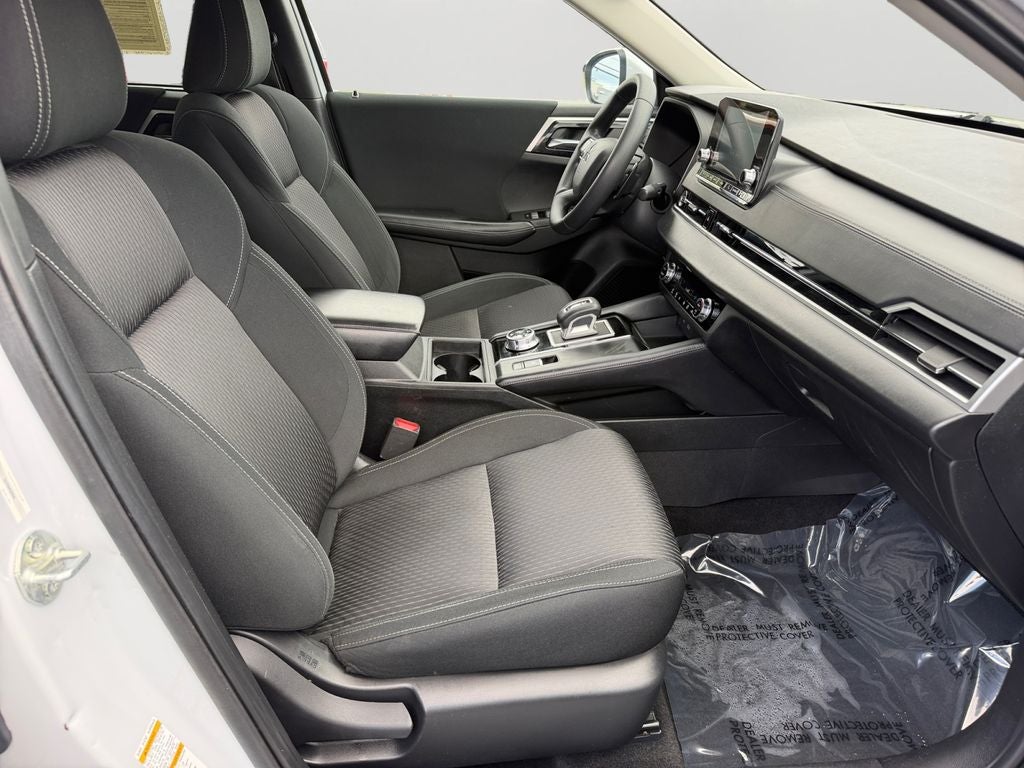 2022 Mitsubishi Outlander ES