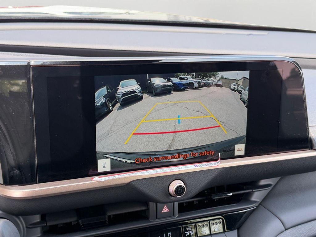2026 Toyota Crown Signia XLE
