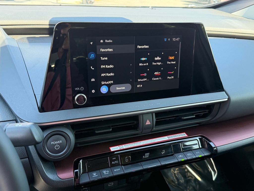 2026 Toyota Prius Plug-In Hybrid SE