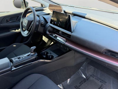 2026 Toyota Prius Plug-In Hybrid SE