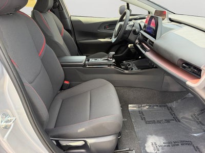 2026 Toyota Prius Plug-In Hybrid SE