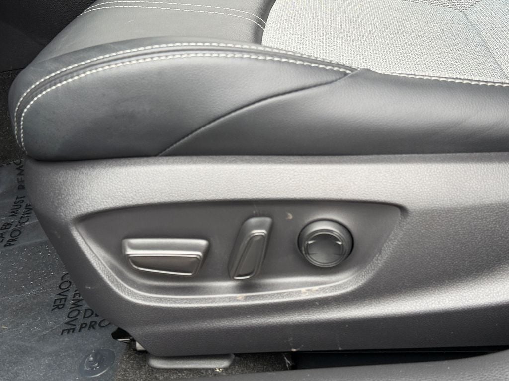 2024 Toyota Corolla Hatchback XSE