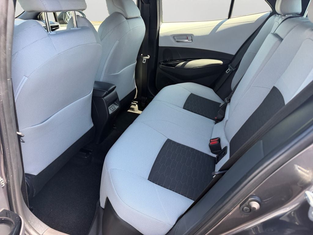 2025 Toyota Corolla Hatchback SE