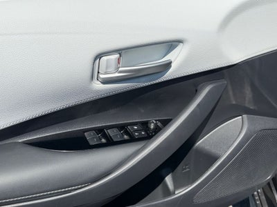 2025 Toyota Corolla Hatchback SE