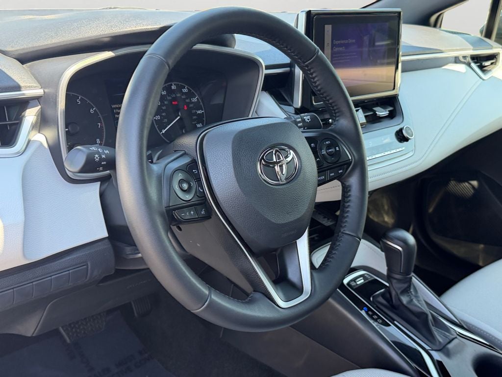 2025 Toyota Corolla Hatchback SE