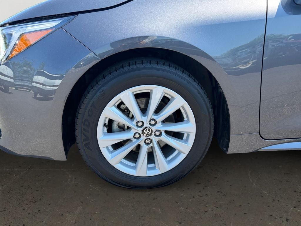 2025 Toyota Corolla Hatchback SE