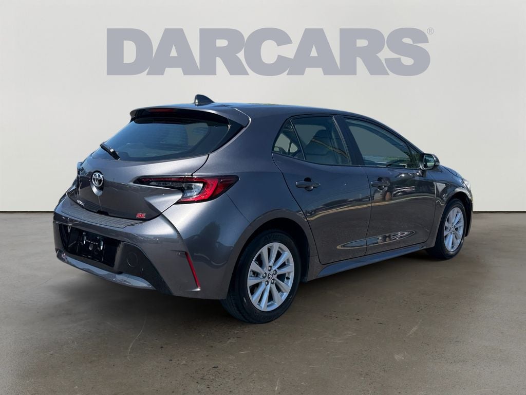 2025 Toyota Corolla Hatchback SE