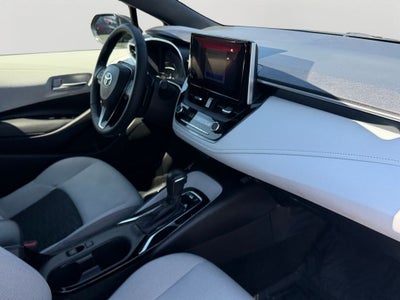 2025 Toyota Corolla Hatchback SE