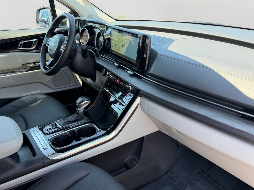 2024 Kia Carnival EX
