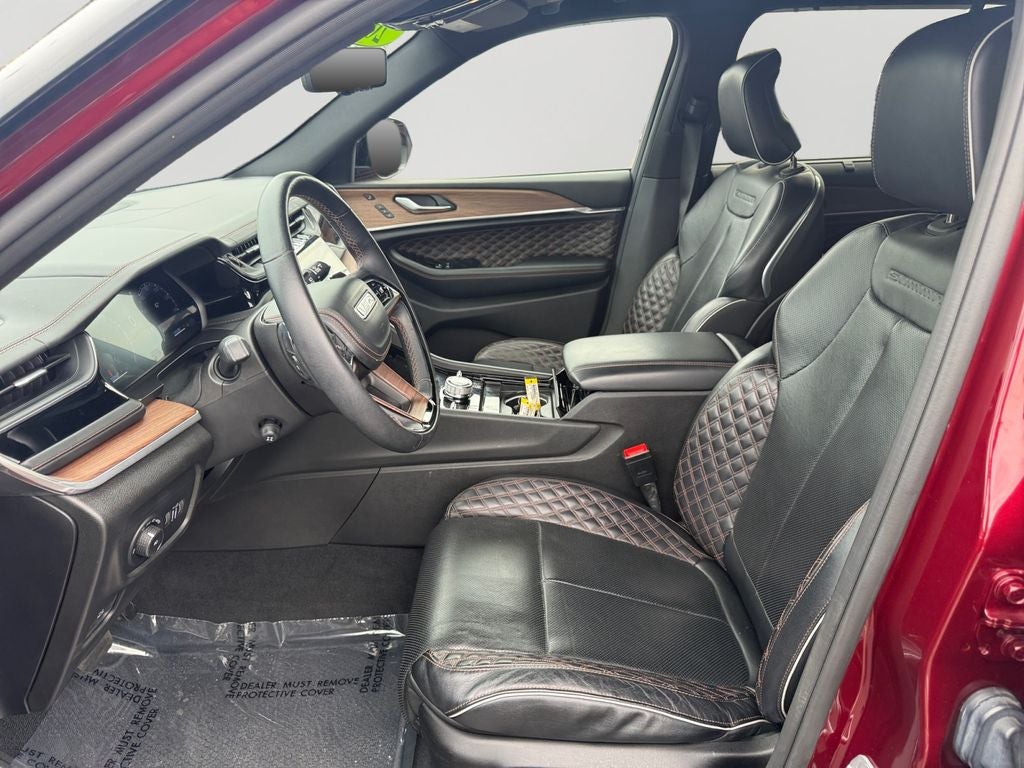 2022 Jeep Grand Cherokee Summit