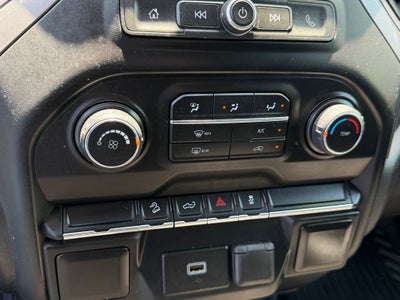 2020 Chevrolet Silverado 1500 Custom Trail Boss 5.3 V8 / REMOTE START