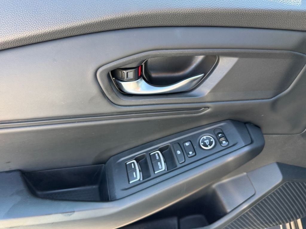 2024 Honda Accord EX w/ Sun Roof